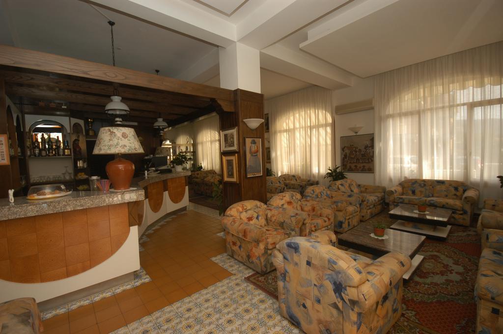 Hotel Paco Pietra Ligure Eksteriør billede