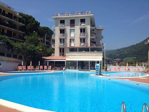 Hotel Paco Pietra Ligure Eksteriør billede